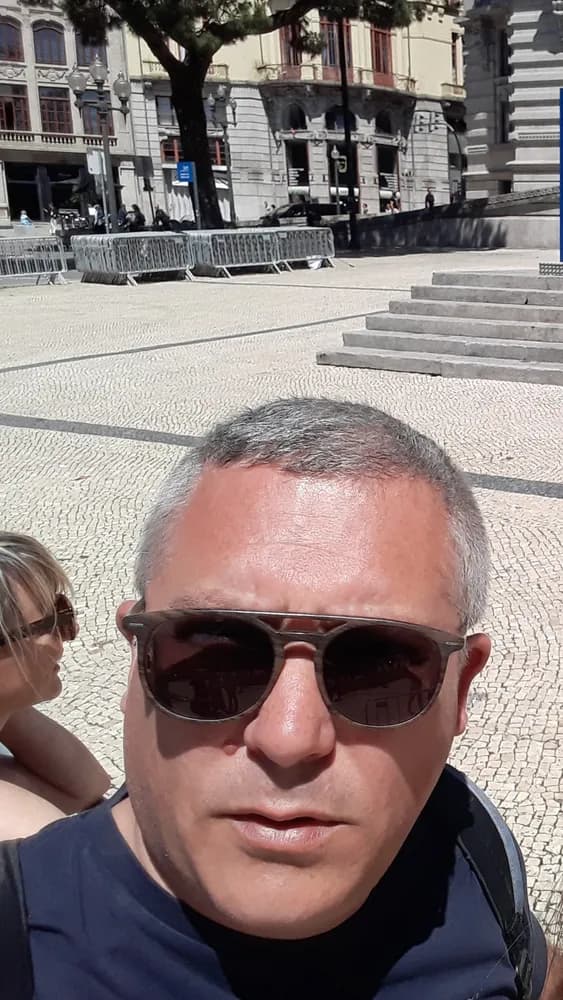 Profil de Aksel, 39 ans, Rencontre Libertine à Onnens VD (Vaud)