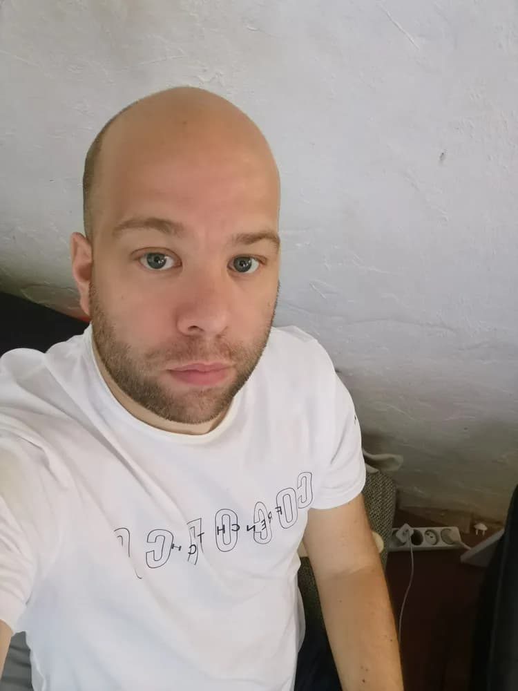 Profil de Luke, 24 ans, Rencontre Libertine à Roche VD (Vaud)