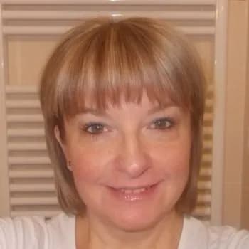 Profil de Elissa, 27 ans, Rencontre Libertine à Mayens-de-Chamoson (Valais)