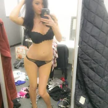 Profil de Zeyneb, 27 ans, Rencontre Libertine à Uvrier (Valais)