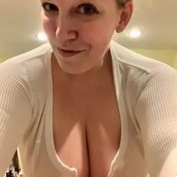 Profil de Keren, 30 ans, Rencontre Libertine à Hohtenn (Valais)