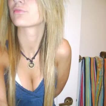 Profil de Justine, 32 ans, Rencontre Libertine à Saillon (Valais)