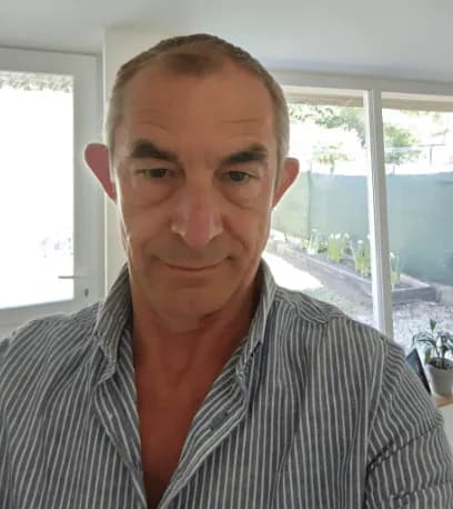 Profil de Karl, 25 ans, Rencontre Libertine à Sempach Station (Lucerne)