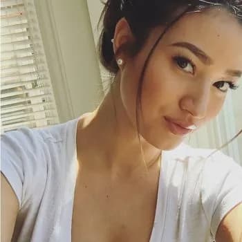 Profil de Lyvia, 28 ans, Rencontre Libertine à Founex (Vaud)