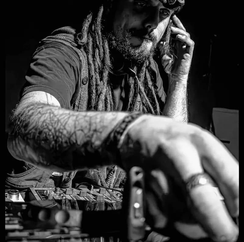 Profil de Damian, 28 ans, Rencontre Libertine à Mollens VS (Valais)