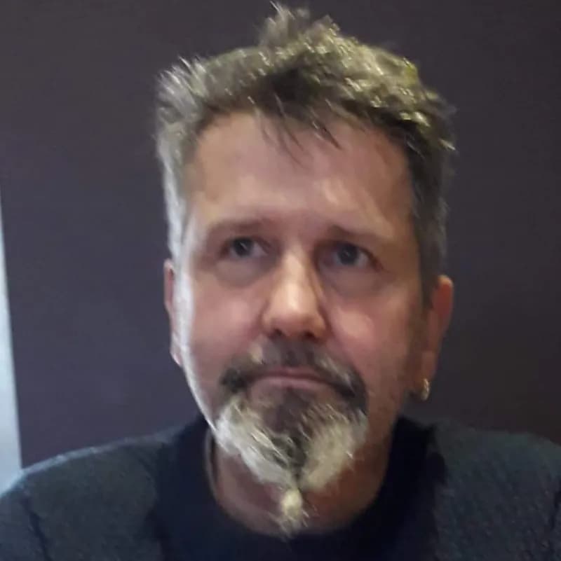 Profil de Qassim, 36 ans, Rencontre Libertine à Panex (Vaud)