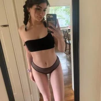 Profil de Nova, 28 ans, Rencontre Libertine à Montana (Valais)