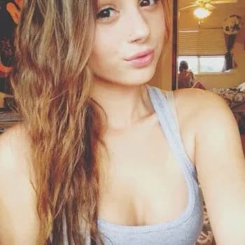 Profil de Jennah, 25 ans, Rencontre Libertine à Mauborget (Vaud)