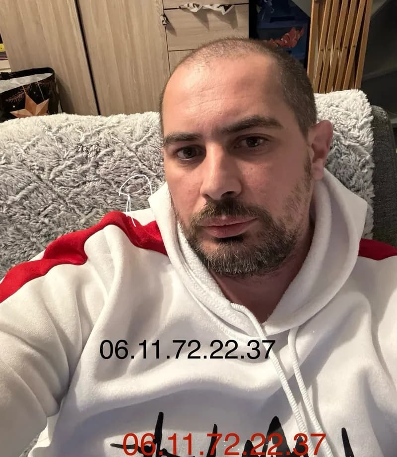 Profil de Edmond, 39 ans, Rencontre Libertine à Bourg-St-Pierre (Valais)