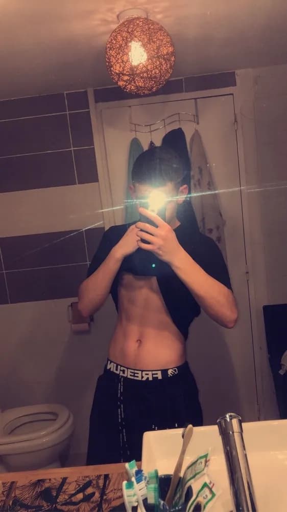 Profil de Mohamed, 28 ans, Rencontre Libertine à Luins (Vaud)