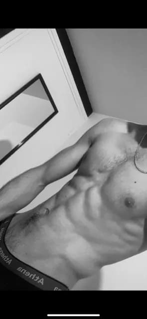 Profil de Jordan, 35 ans, Rencontre Libertine à Biessenhofen (Thurgovie)