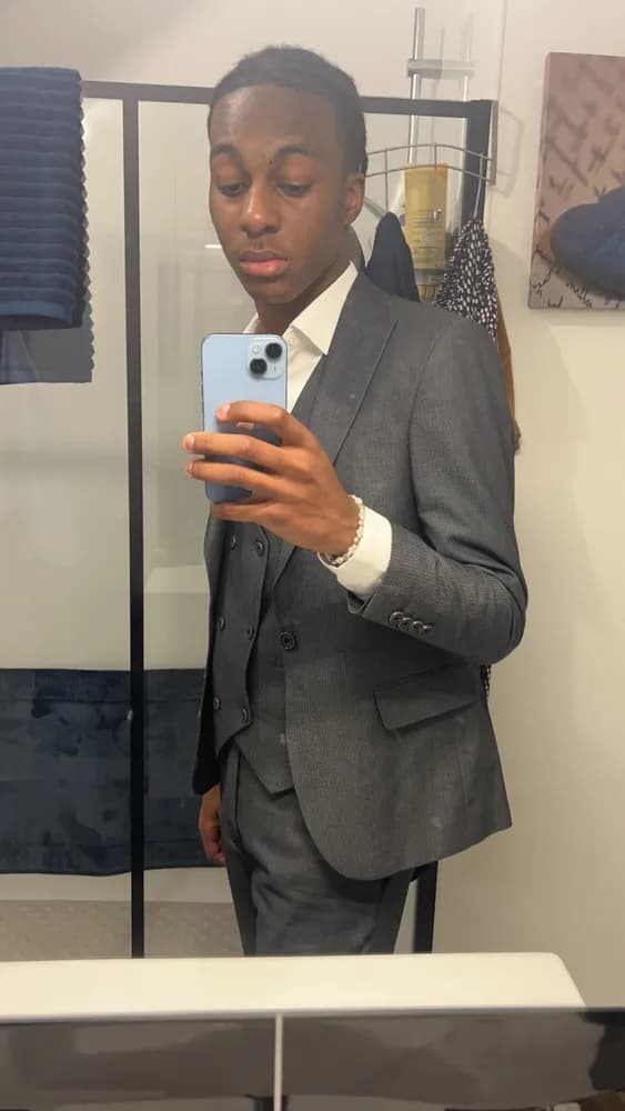 Profil de Adan, 33 ans, Rencontre Libertine à Quarten (Saint-Gall)