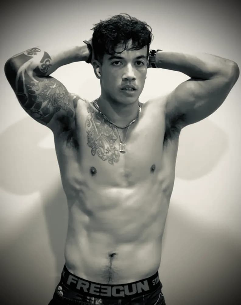 Profil de Ibrahima, 32 ans, Rencontre Libertine à Le Peuchapatte (Jura)