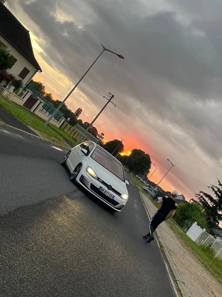 Profil de Kamil, 27 ans, Rencontre Libertine à Caux (Vaud)