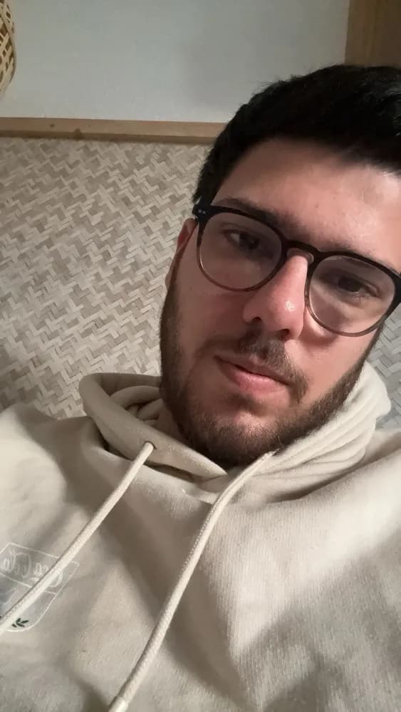 Profil de Joël, 26 ans, Rencontre Libertine à Apples (Vaud)