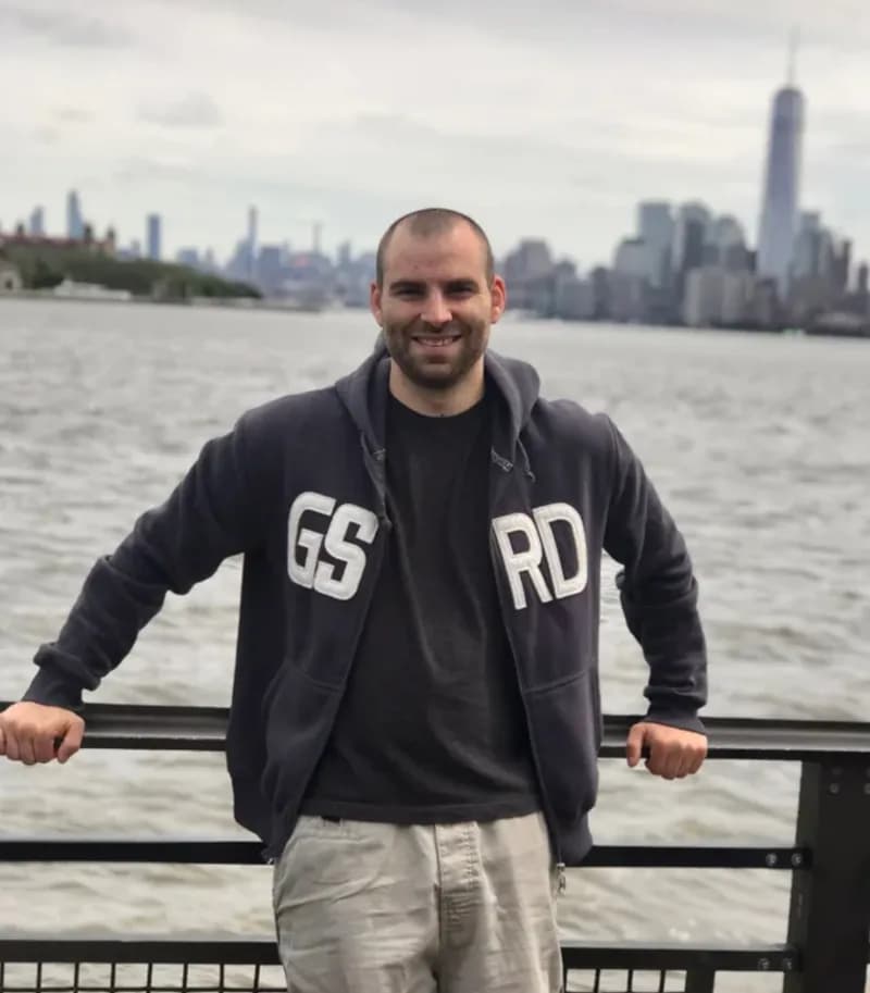 Profil de Yllan, 33 ans, Rencontre Libertine à Blitzingen (Valais)