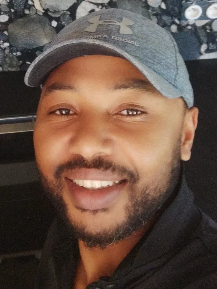 Profil de Ugo, 25 ans, Rencontre Libertine à Sigigen (Lucerne)