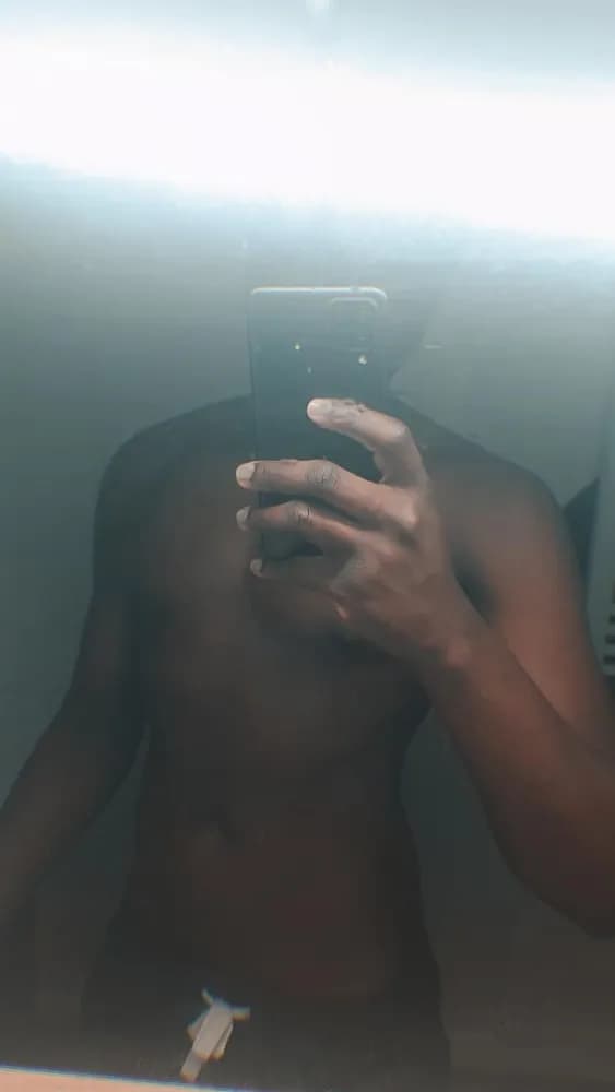 Profil de Madenn, 42 ans, Rencontre Libertine à Les Cullayes (Vaud)