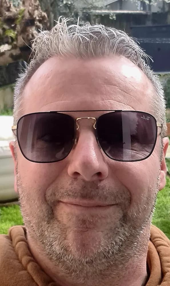 Profil de Yuri, 26 ans, Rencontre Libertine à Steckborn (Thurgovie)