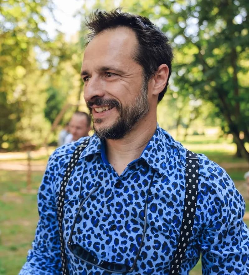 Profil de Emiliano, 36 ans, Rencontre Libertine à Neuägeri (Zoug)