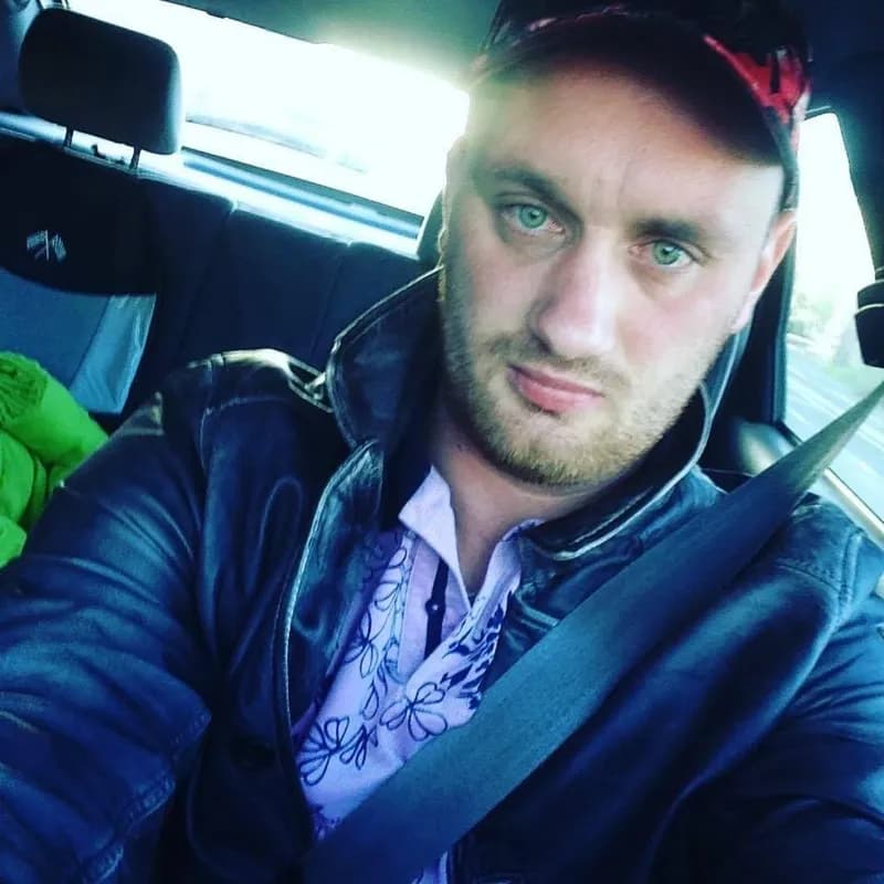 Profil de Lounis, 31 ans, Rencontre Libertine à Le Sépey (Vaud)