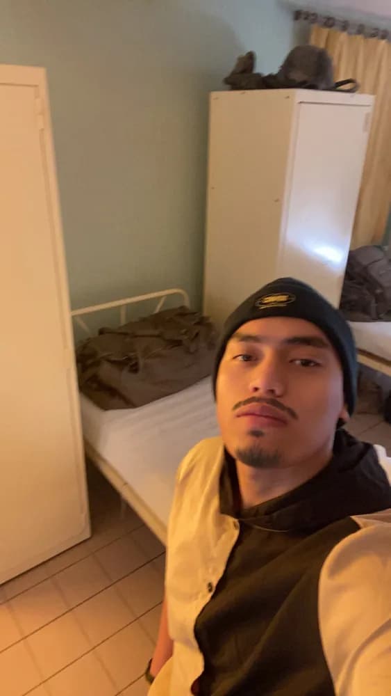 Profil de Milann, 41 ans, Rencontre Libertine à Les Diablerets (Vaud)