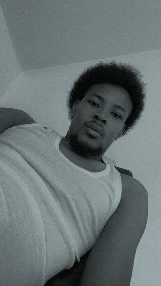 Profil de Solann, 33 ans, Rencontre Libertine à Wolfenschiessen (Nidwald)