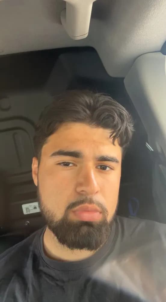 Profil de Rayan, 39 ans, Rencontre Libertine à Ursins (Vaud)