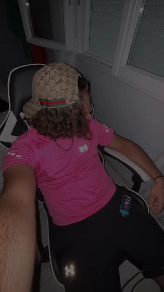 Profil de Kenan, 35 ans, Rencontre Libertine à Vich (Vaud)