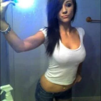 Profil de Tania, 29 ans, Rencontre Libertine à Suchy (Vaud)