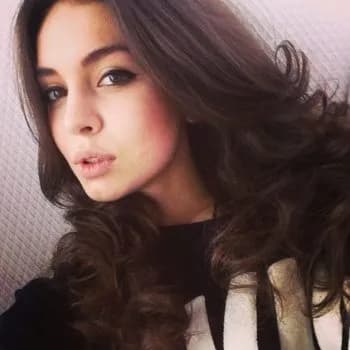 Profil de Sofya, 36 ans, Rencontre Libertine à Cassina d'Agno (Tessin)