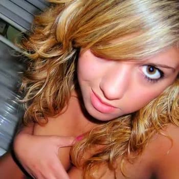 Profil de Manelle, 38 ans, Rencontre Libertine à Doppleschwand (Lucerne)