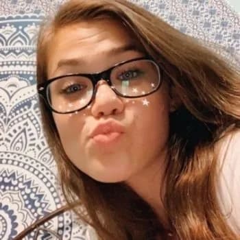 Profil de Ruth, 26 ans, Rencontre Libertine à Ogens (Vaud)