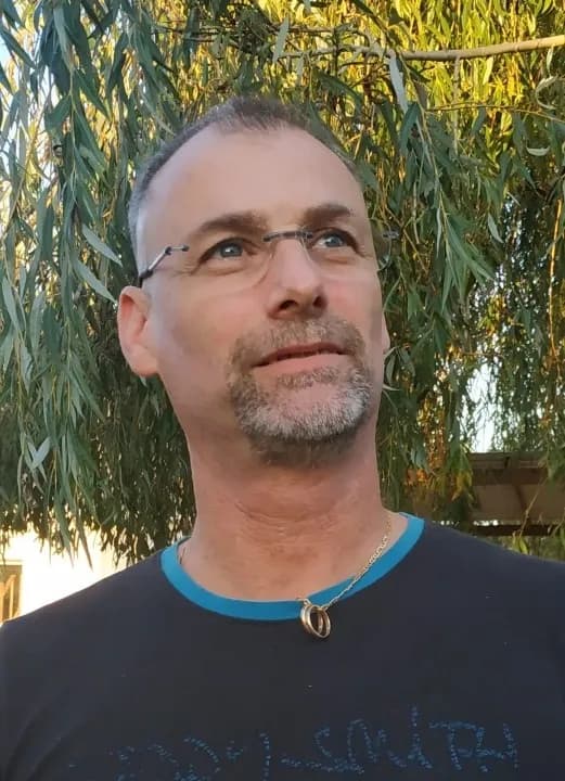 Profil de Yaniss, 30 ans, Rencontre Libertine à Bäch SZ (Schwytz)