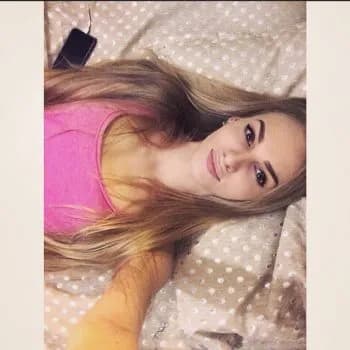 Profil de Hana, 26 ans, Rencontre Libertine à Premier (Vaud)