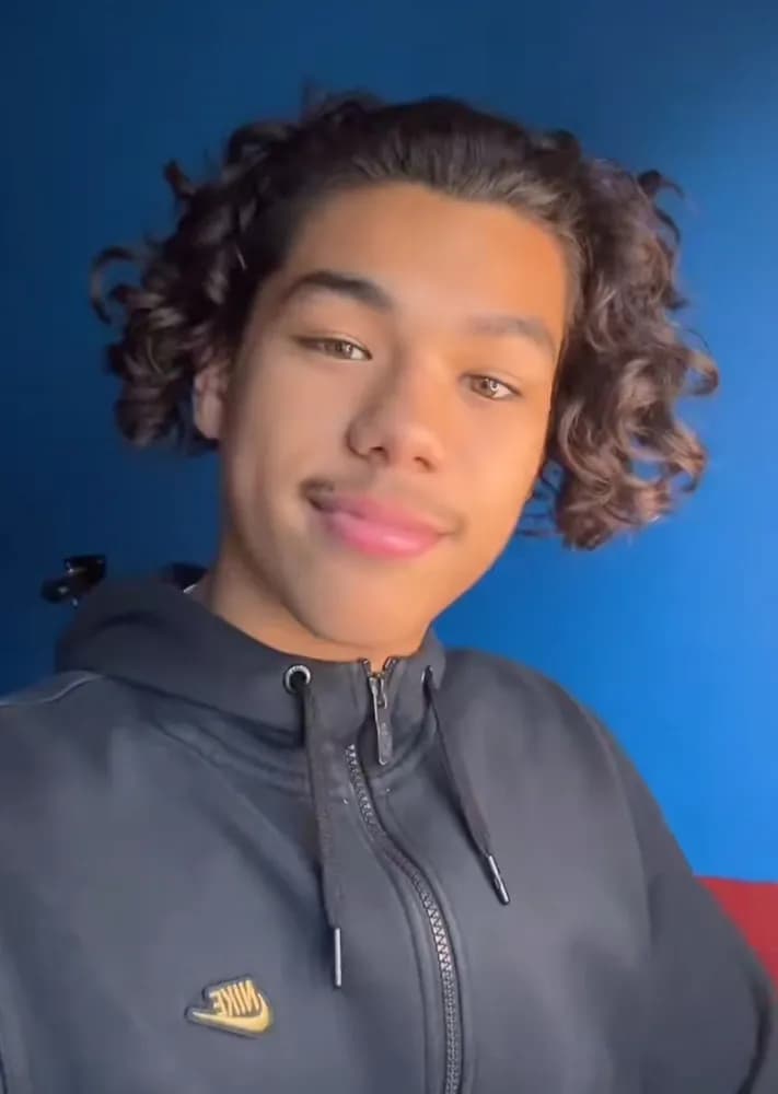 Profil de Dorian, 41 ans, Rencontre Libertine à Mex VD (Vaud)