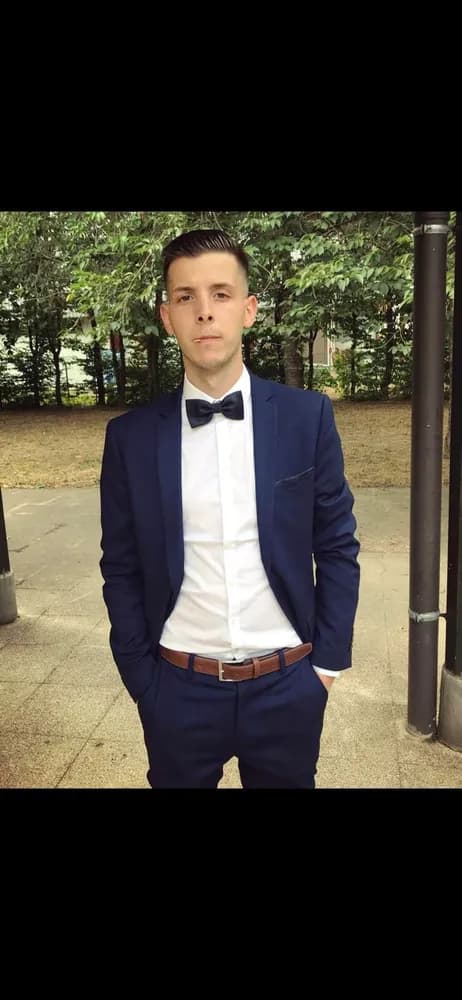 Profil de Achille, 37 ans, Rencontre Libertine à Saxon (Valais)