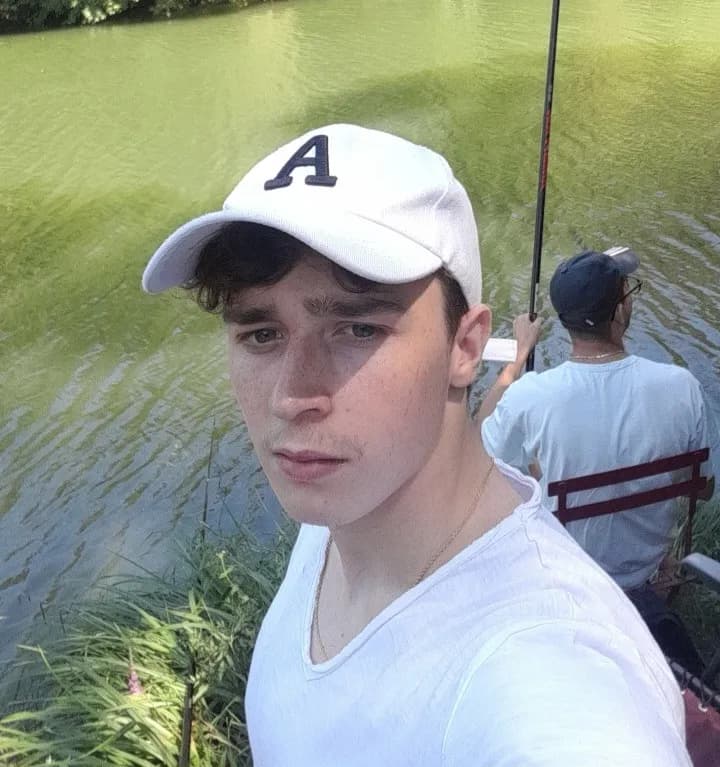 Profil de Clovis, 32 ans, Rencontre Libertine à Ichertswil (Soleure)