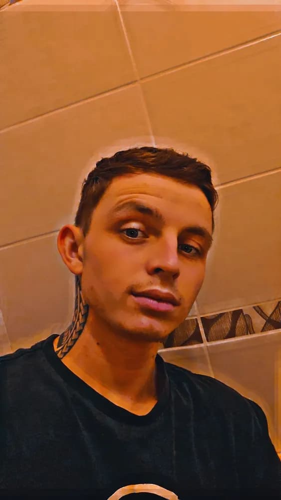 Profil de Mustapha, 40 ans, Rencontre Libertine à Ovronnaz (Valais)