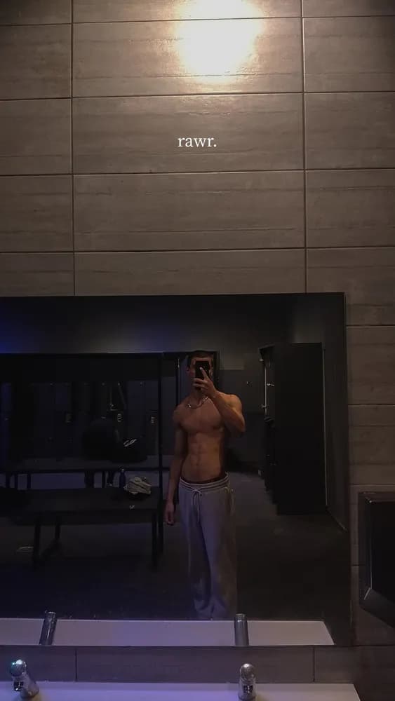 Profil de Mickaël, 37 ans, Rencontre Libertine à Le Pâquier-Montbarry (Fribourg)