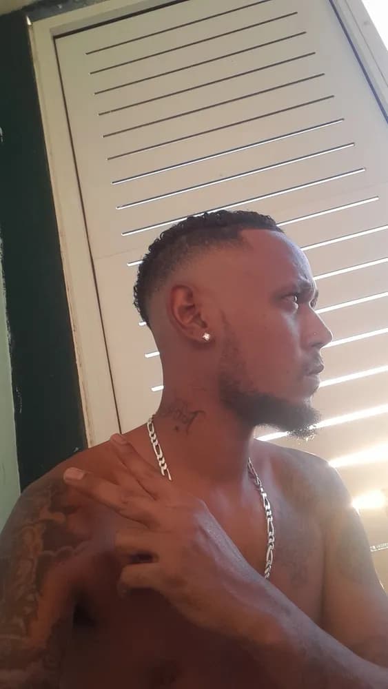 Profil de Eliam, 39 ans, Rencontre Libertine à Moudon (Vaud)