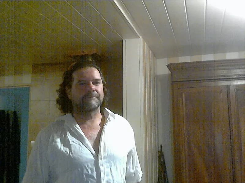 Profil de Foucauld, 29 ans, Rencontre Libertine à Greich (Valais)