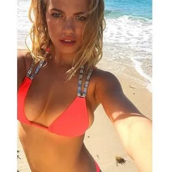 Profil de Naomie, 31 ans, Rencontre Libertine à Rickenbach LU (Lucerne)