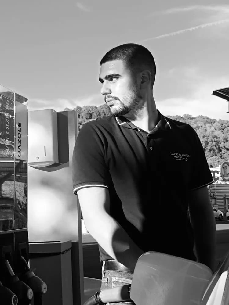 Profil de Zacharie, 40 ans, Rencontre Libertine à Sergey (Vaud)