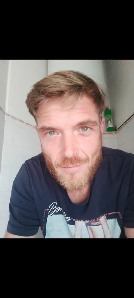 Mahir - Rencontre Libertine à Ramiswil Profil de Mahir, 35 ans, Rencontre Libertine à Ramiswil (Soleure)